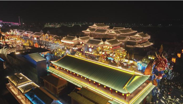 黄河主题夜经济街区“九曲黄河万里情”开街试运营