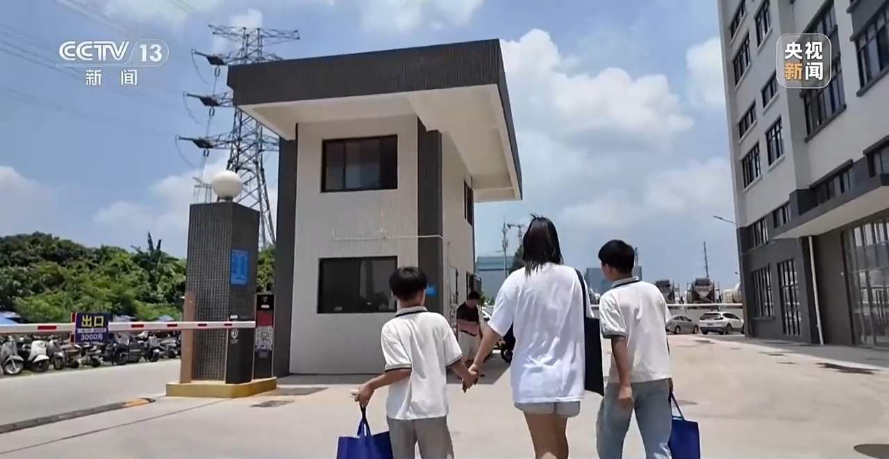 2000㎡的暑期托管班 这家服装厂最“不务正业”的投资
