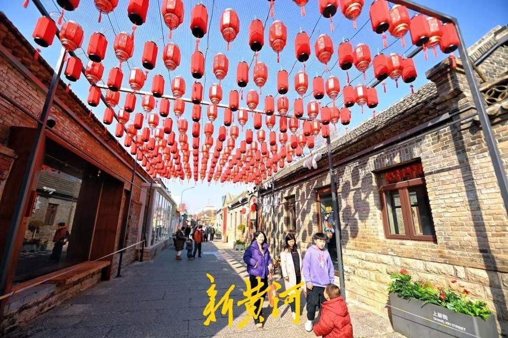 可逛、可赏、可玩、可体验 百年上新街年味儿正浓
