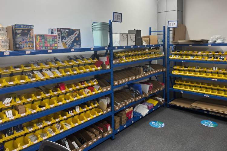 开家无人店月赚一两万?多名上当店主诉苦:房租3000元赚了200块