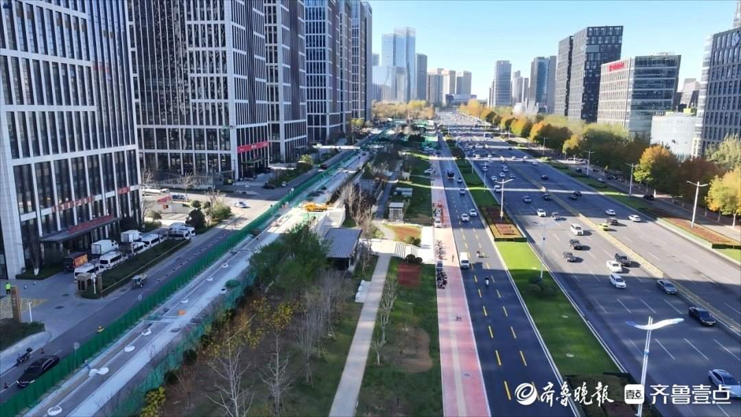 济南地铁施工围挡集中“退场”