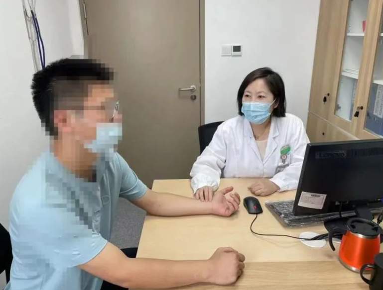 2颗下肚！女子眼睛差点看不见了！正大量上市，有人吃到抢救