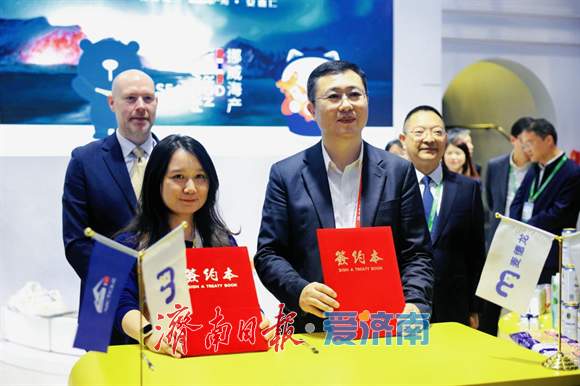 免税新政“逾月”观察：从一块阿胶糕的“远洋叙事”说起