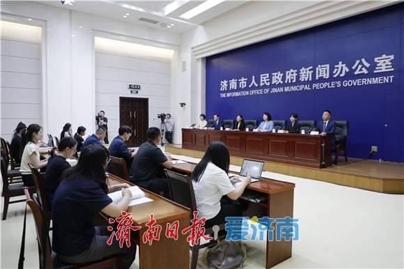 今年1-7月，起步区18个省级重点实施类项目投资完成率85.7%