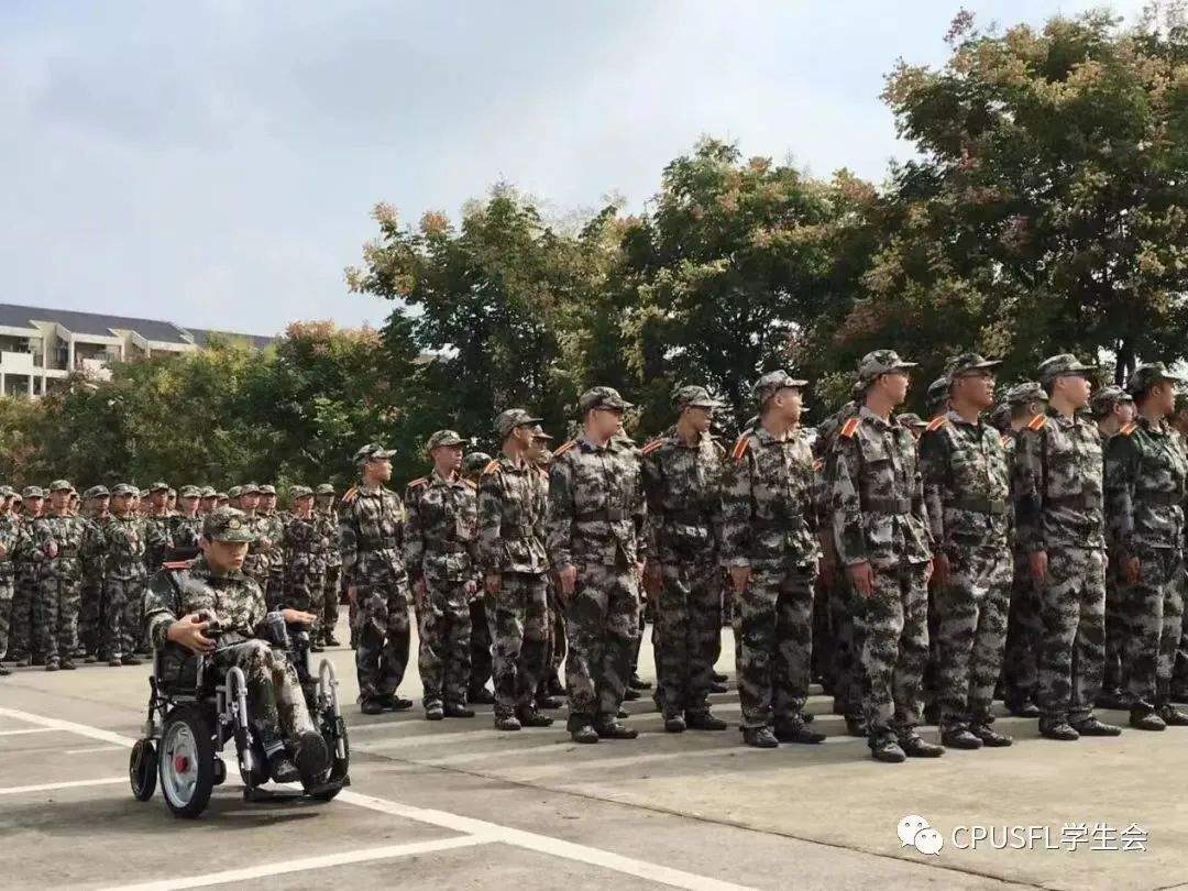 高考623分的脑瘫少年,毕业了!还保研了!