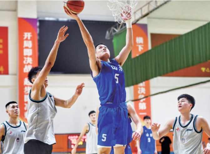 山东高速男篮陪山东U18全运男篮热身
