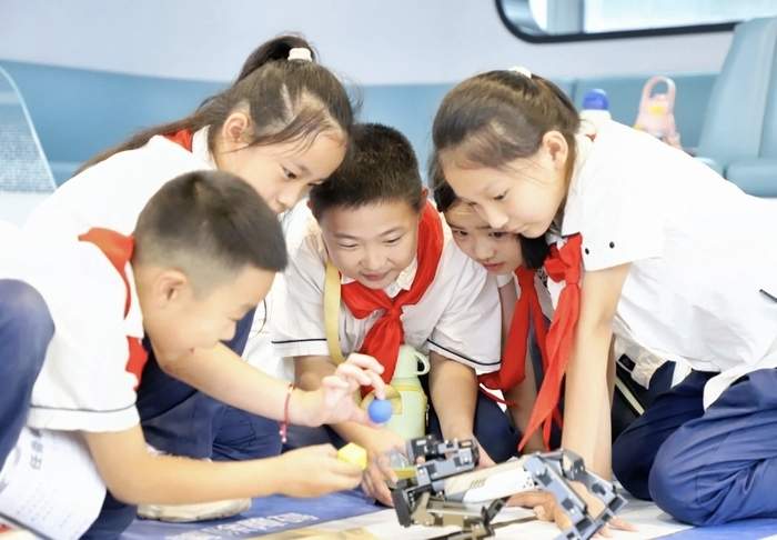 济南科学教育连续两年入选全国优秀案例！