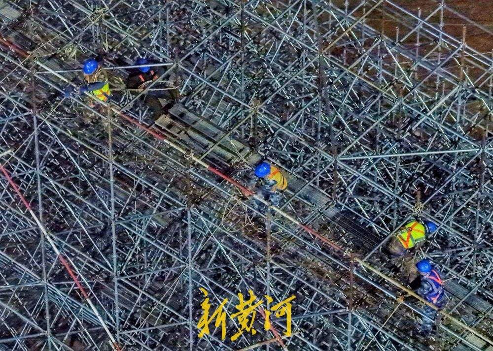 全线“首跨”！济枣铁路首条220kV跨既有线路电力线路迁改完成