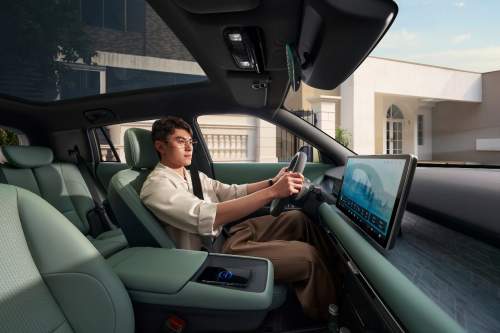 10 万级家用 SUV 全能之选：纳米 06 靠续航 + 大空间 + 智能，站稳高性价比赛道