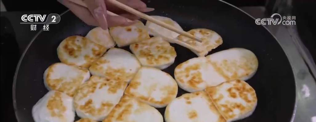 菜市场成为网红“打卡地” 在市井集市烟火气中感受城市独特韵味