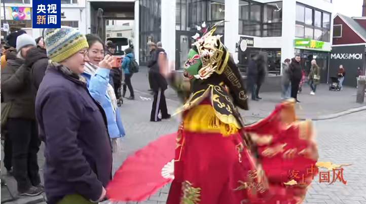 爱上中国风丨爱上川剧变脸的冰岛少年