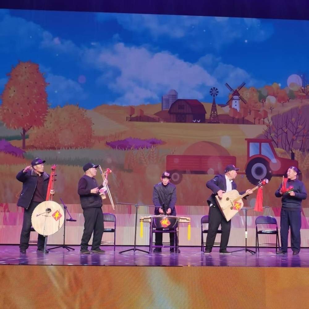 变废为宝改造乐器,10年演出400余场,蒙阴有个平均年龄75岁的“胡捣鼓乐队”