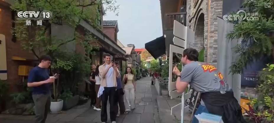 飙升120%!“数”读“五一”假期出行与消费新亮点