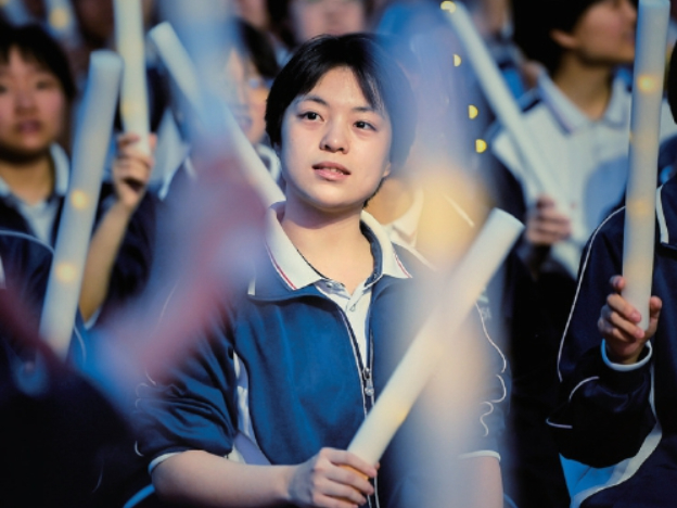 历城二中草地音乐会再次“霸屏”朋友圈 近万名师生共同见证