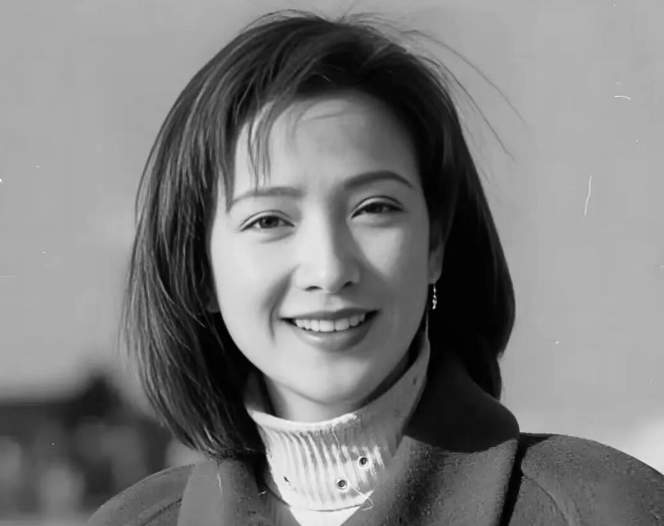 演员何晴去世，享年61岁