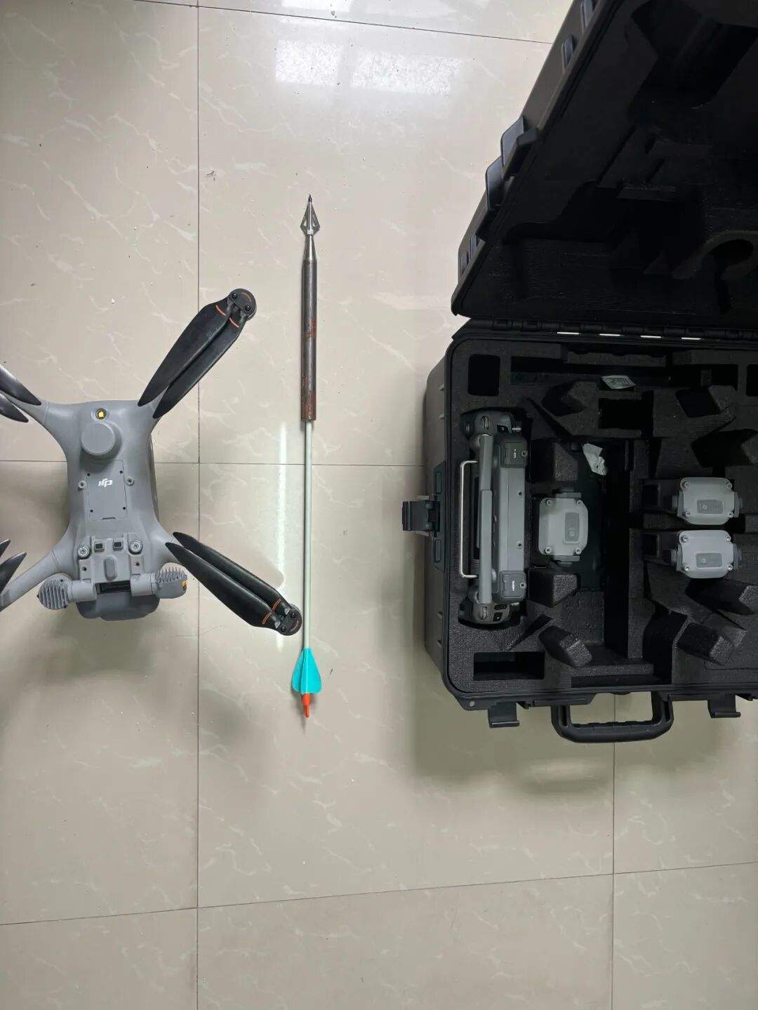 违法射杀马匹、骆驼……莫让改装民用无人机变“空中刺客”