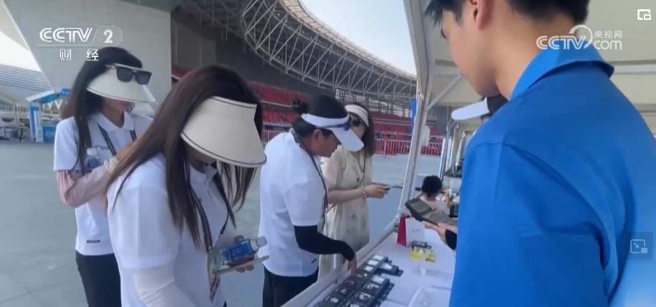 982亿元、8223.8万人次，夏日文旅“燃”动 消费热度从白天延续到黑夜