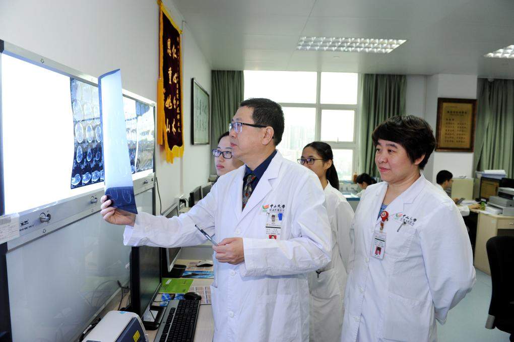 我国科学家利用AI技术实现“数字剥离”肿瘤