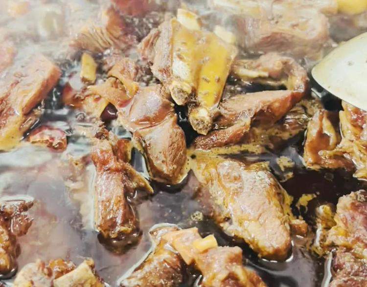 冬季羊肉一天爆卖2000斤!天越冷卖得越好