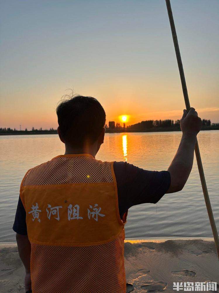“黄河阻泳人”王和新：以身试险13年，只为“天下无溺”