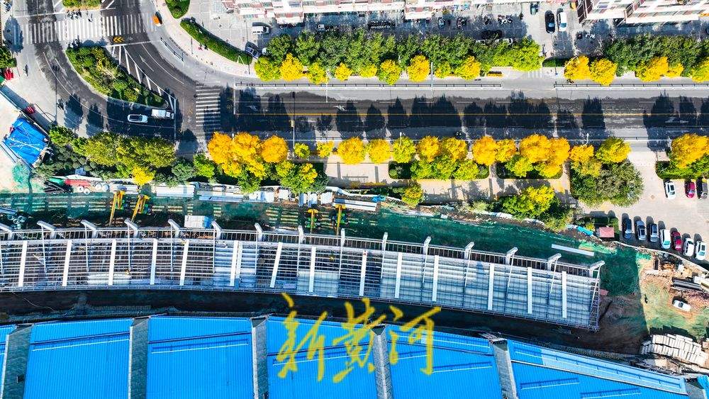 济南火车站北站房呈现雏形，新建站台与“老站”连通 