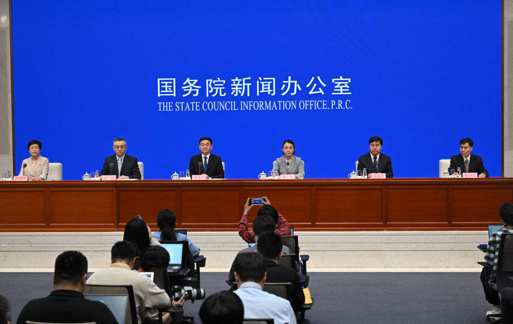 政策协同发力 释放稳市场稳预期强信号