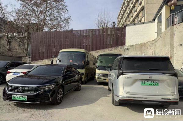 济南租车市场迎高峰：经济型日租约200元起 短租价翻倍