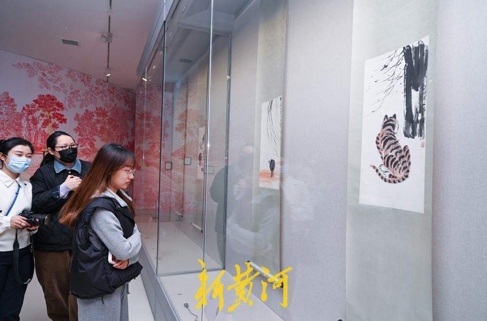“泉”在济南过大年｜“马彪彪”爆火，“唤醒”十二生肖！齐白石《十二属图》真迹亮相山东美术馆
