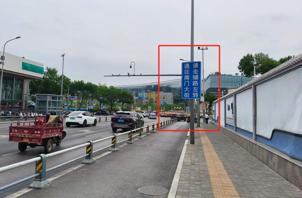 泺源大街与南门大街路口设置可变车道 通行效率提高14.3%