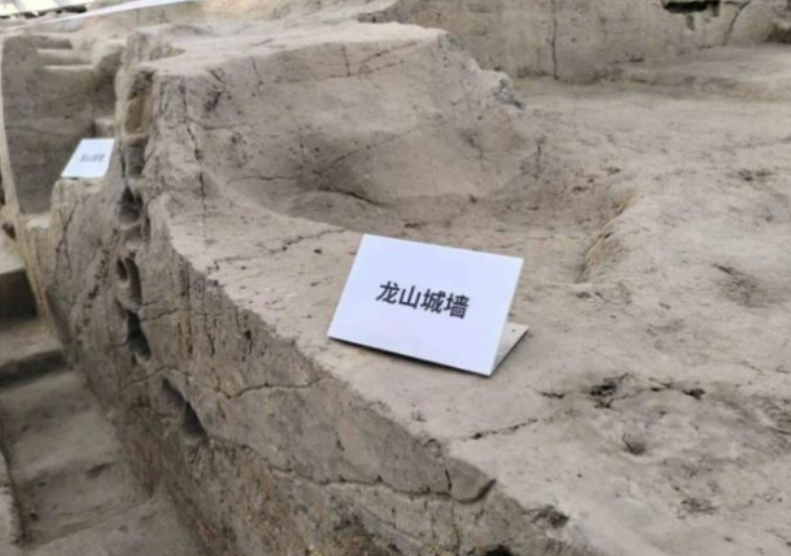 “深蹲”的力与智——济南轨交6号线大明湖站为古城墙让路背后