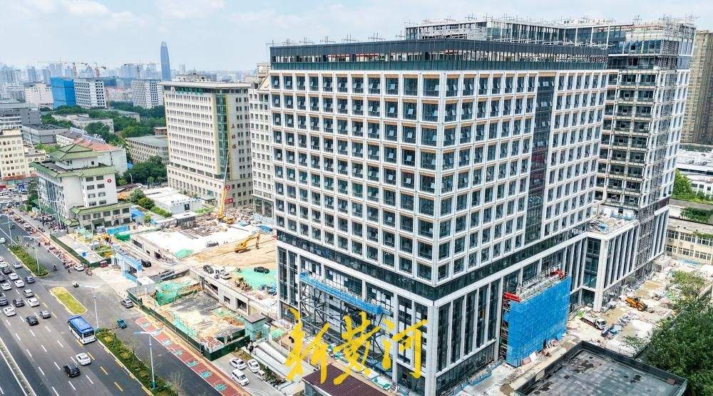 老校区建起新医疗综合楼，将新增810张床位