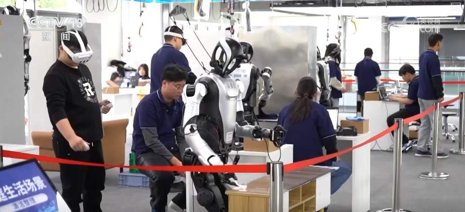 人形机器人应用场景遍地开花 催生消费新业态