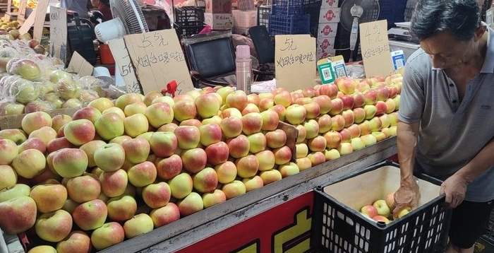 嘎啦、美八……早熟苹果陆续在济南上市，你尝了吗？