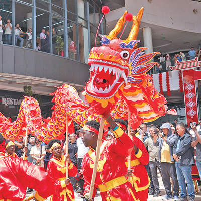 感受喜庆祥和氛围 感知文明交流魅力