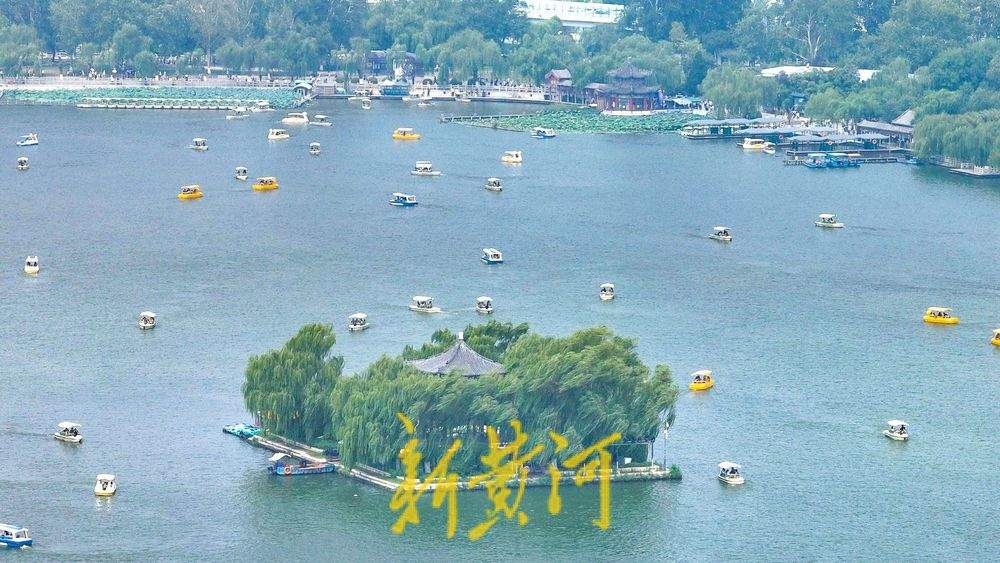 一年四季 泉在济南丨秋风送爽巧云相伴 在济南，感受初秋的美好气息