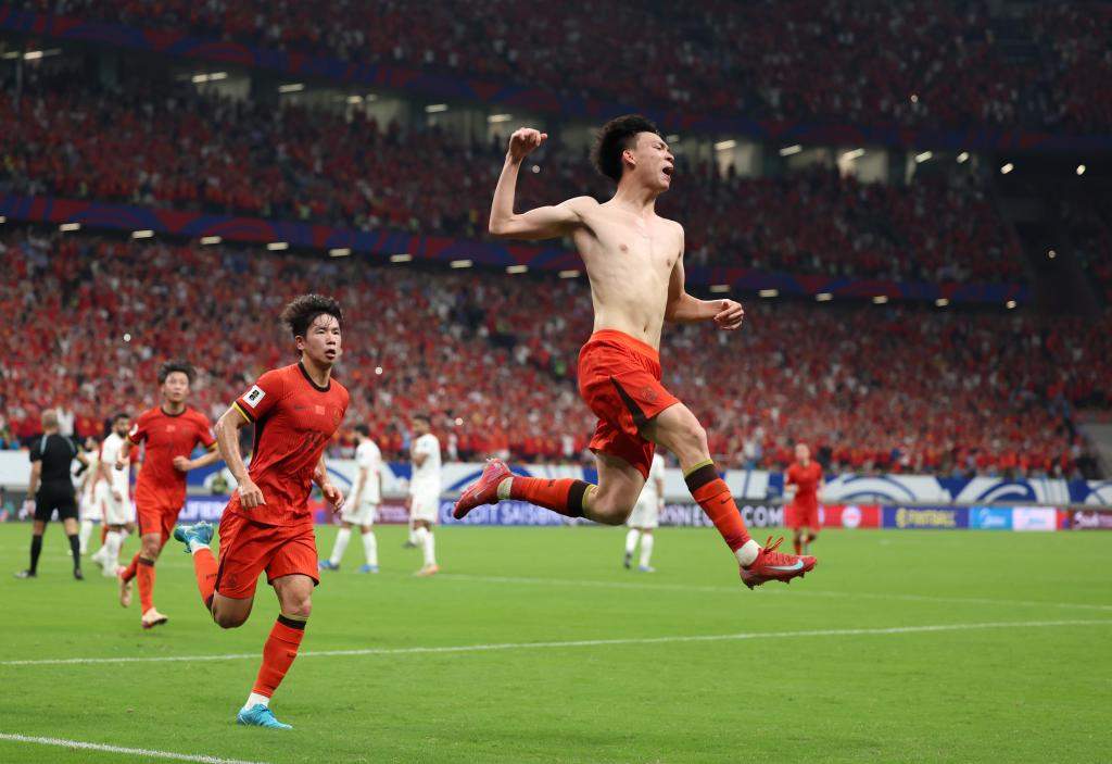 希望为国足赢得更多荣誉——专访王钰栋