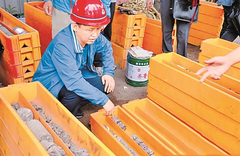 用心用情 守护山水