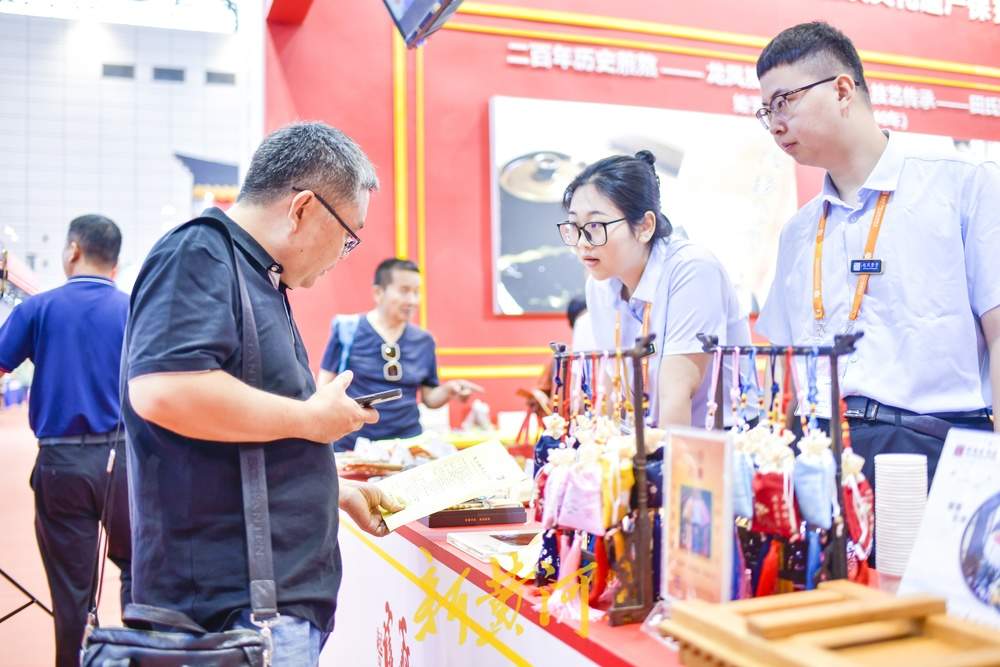 百家老字号齐聚济南，刮起新中式国潮风