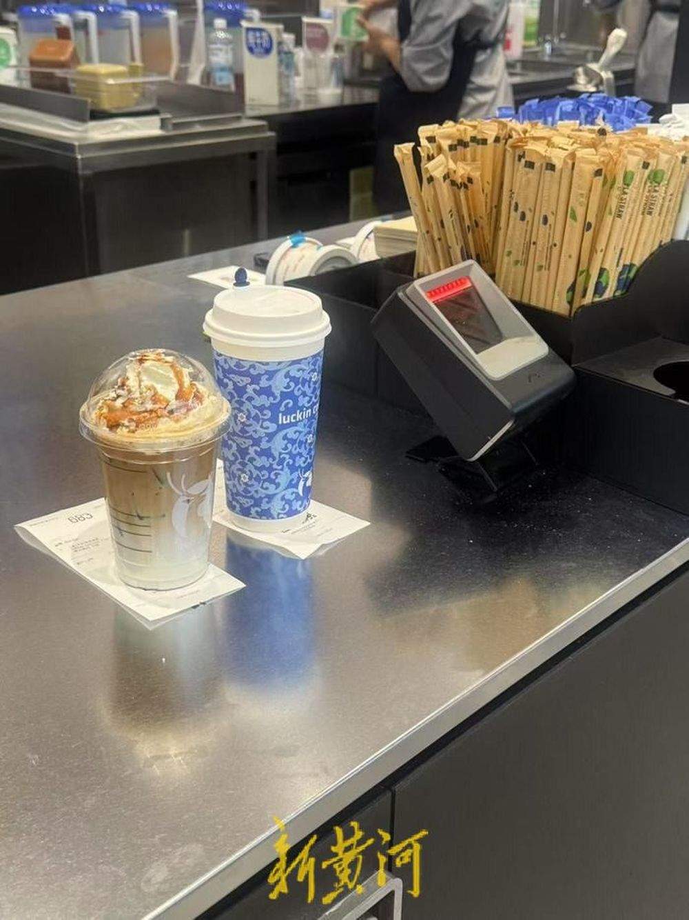 单杯价格上涨,进店必须消费?连锁咖啡品牌怎么卷不动了