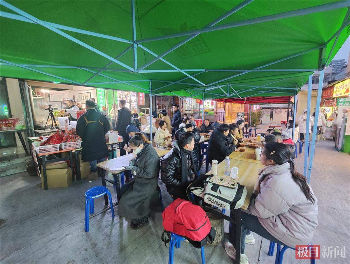 对话出圈后的天水麻辣烫“表情哥”：从社恐变成了社牛，但不想做网红