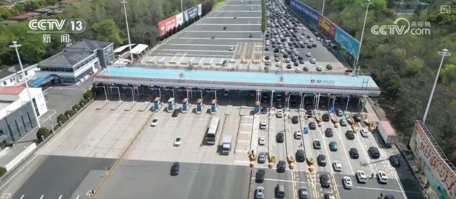 交通部门采取精细化服务 疏堵保畅确保旅客“五一”假期出行安全