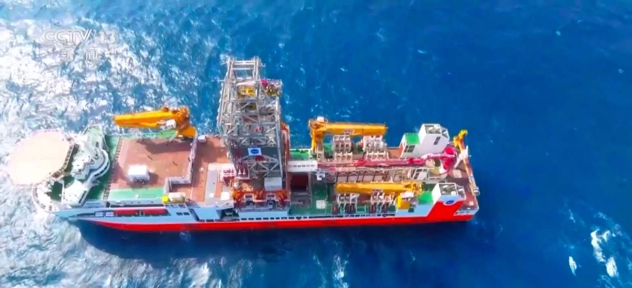 “下水就像下饺子”！中国造船业三大指标连续15年全球第一