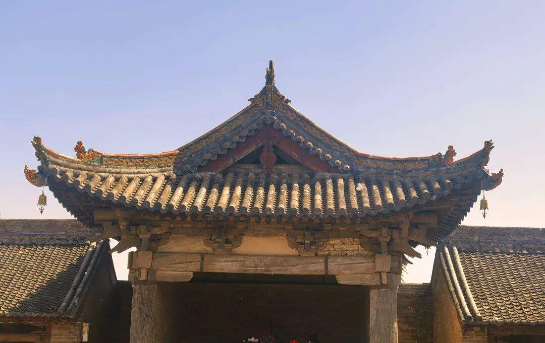 【何以中国·屋檐上的文脉】屋檐藏文脉 古台续新声