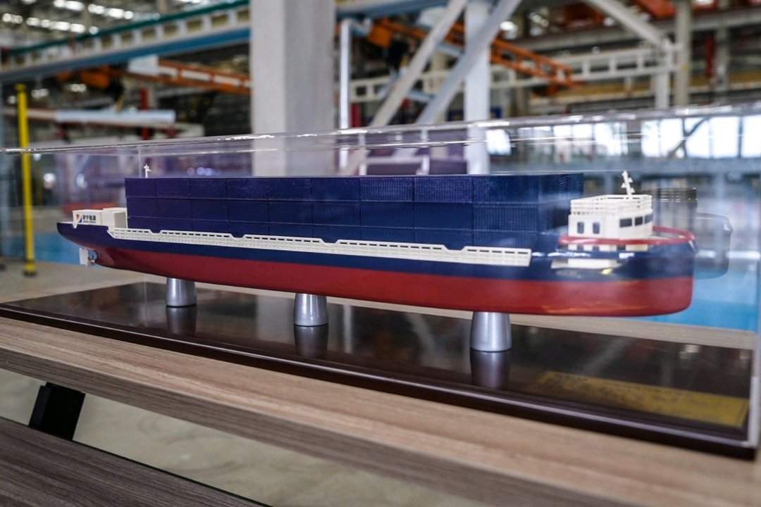 中国纯电动内河船舶首次出海！世界航运巨头从山东新能船业订购电动船舶