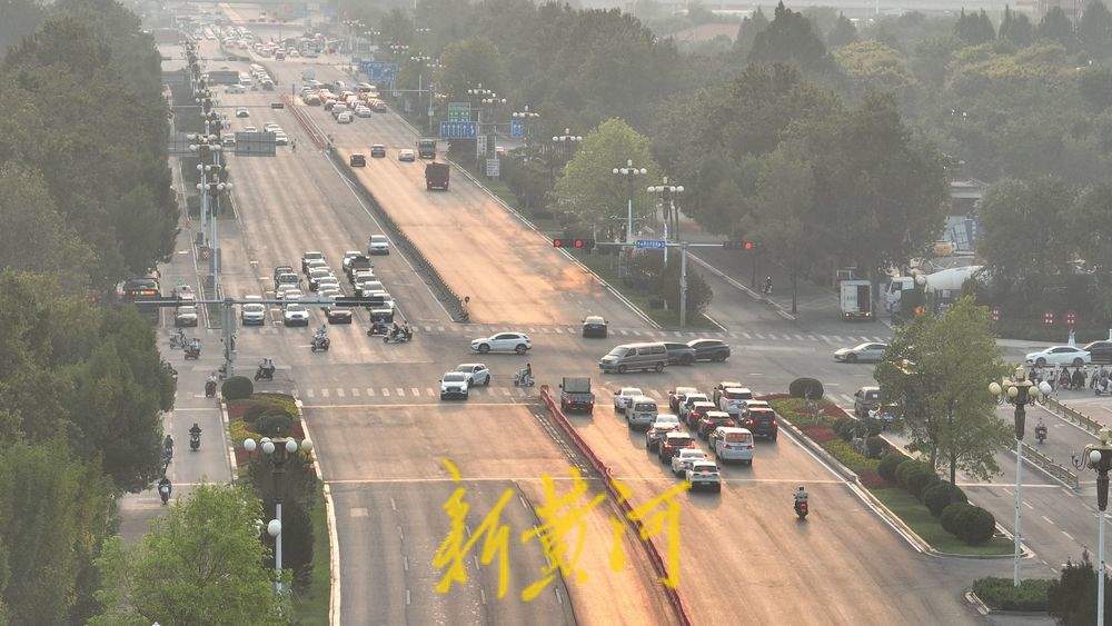 济南经十路快车道分段换新装