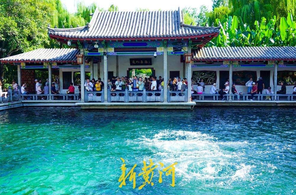 水涌若轮奔涌不息，趵突泉将迎复涌23周年