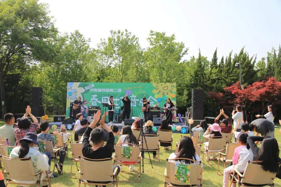 济南公园假期接待游客82.67万人次