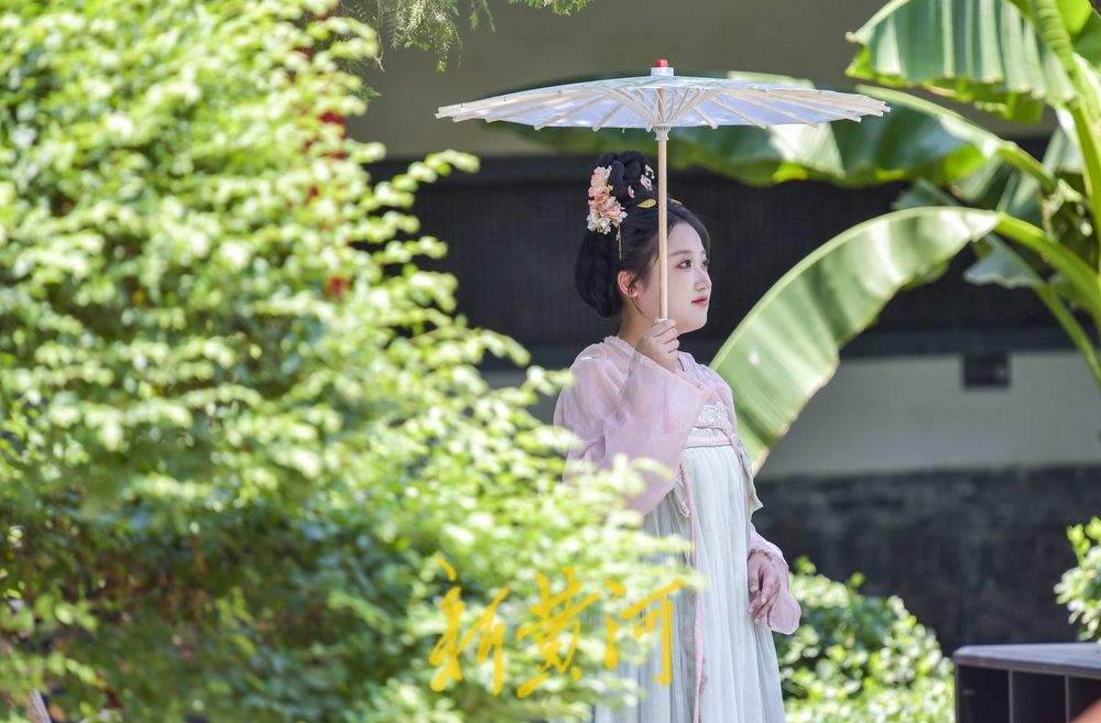 济南大明湖畔的避暑纳凉点 成汉服打卡网红地