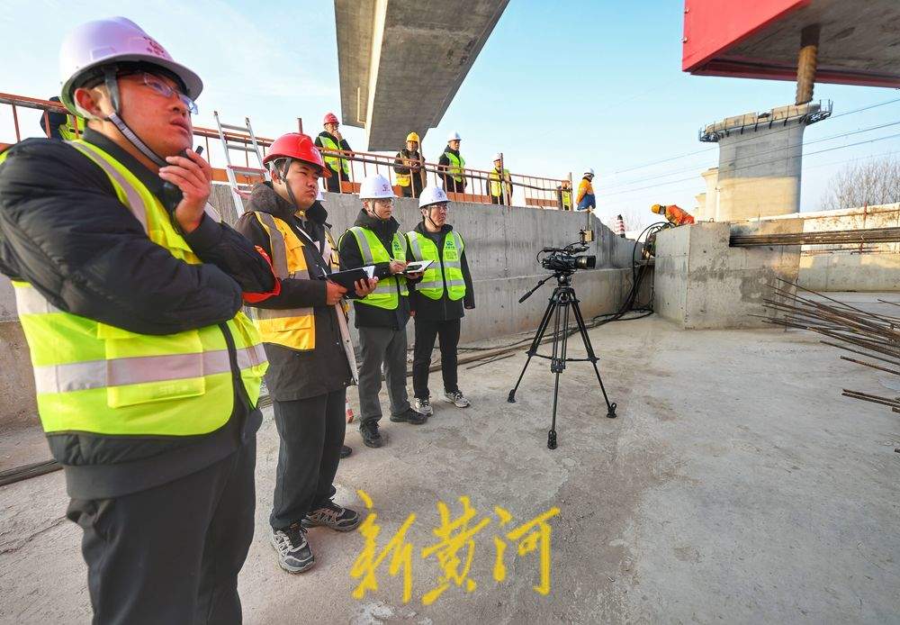 潍宿高铁潍坊至日照段首座T构转体成功