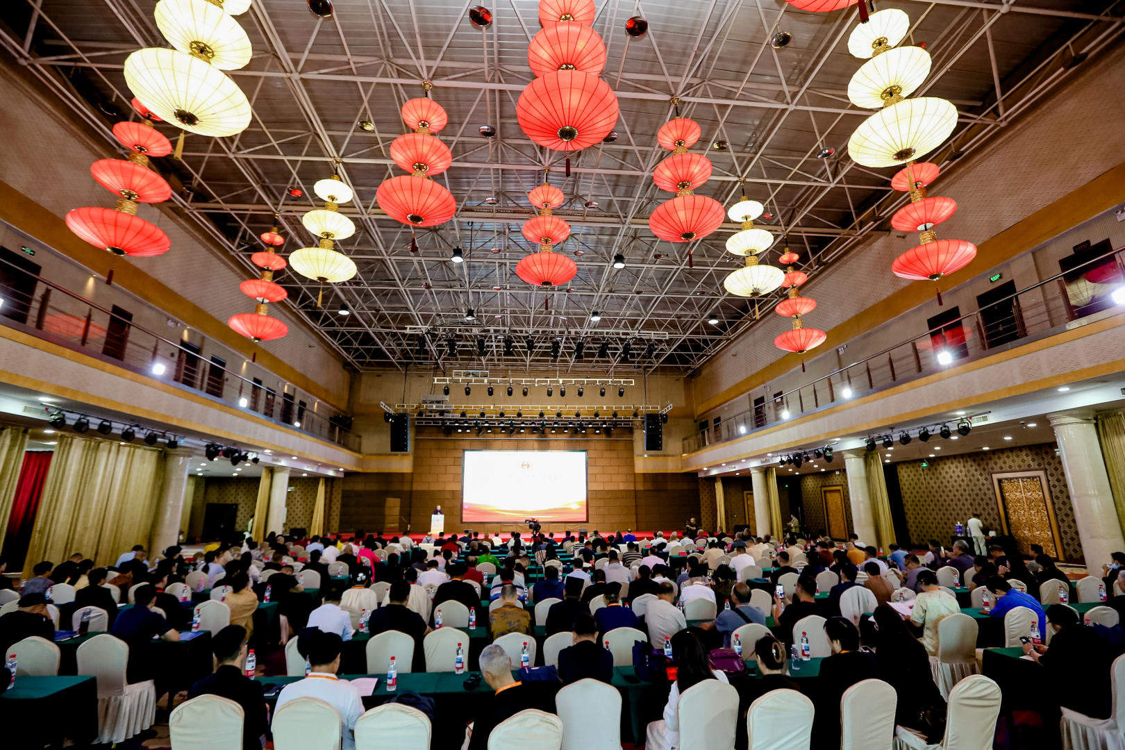 九州同根 华夏同源 “薪火相传·寻根之旅”优秀传统文化座谈会在京举行